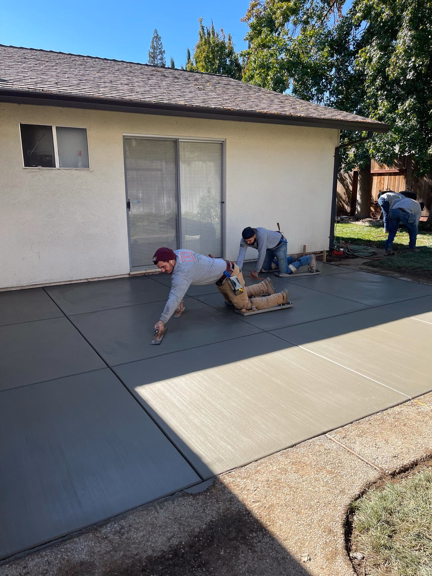 Concrete driveway poured by CA Pro Concrete in Sacramento, California