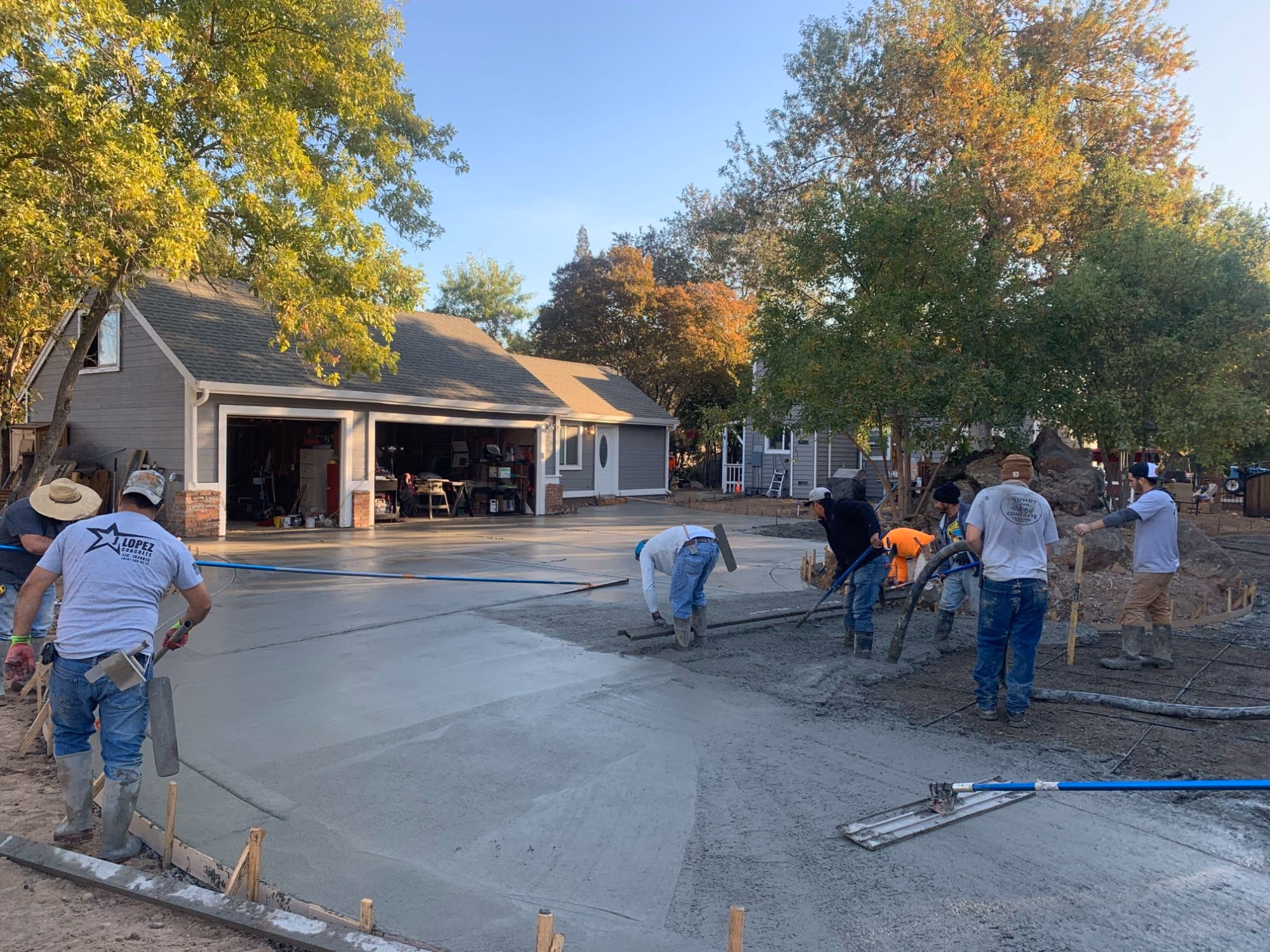 Broom-finished concrete driveway poured by CA Pro Concrete in Sacramento, California