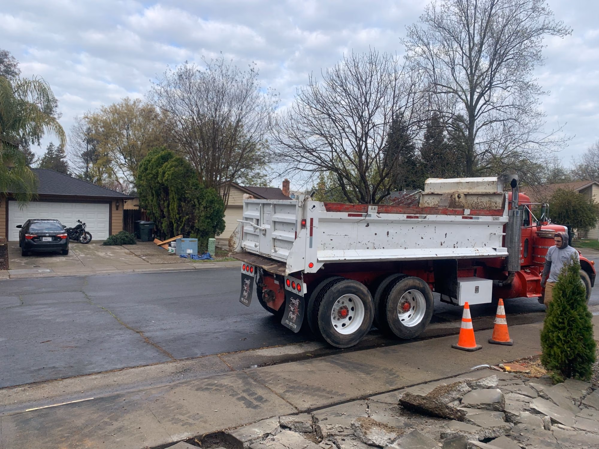 Concrete demolition and removal by CA Pro Concrete in Sacramento, California